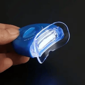 ✨ Ultimate Tooth Whitening System – ابتسامة ناصعة بكل ثقة ✨